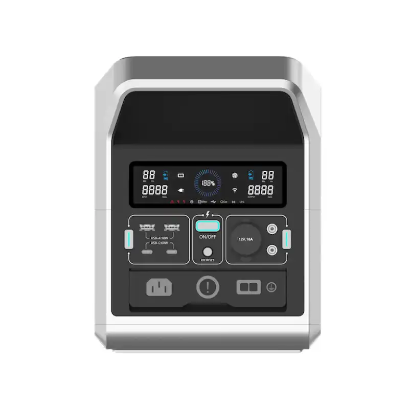 A front-facing studio product photo of the VigorPool Captain 700 portable power station on a white background, showing its silver-grey unibody frame, central LCD display, multi-port output panel, and dedicated parallel connection interface along the bottom.